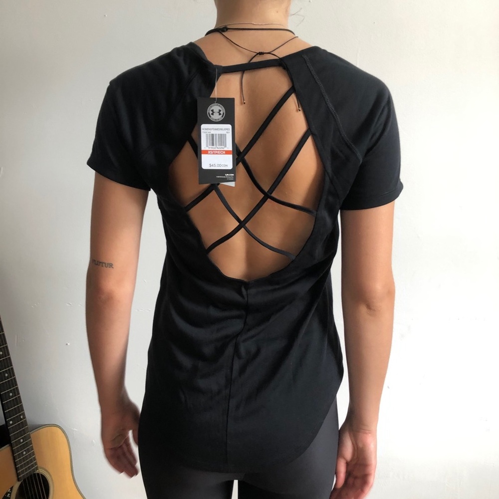 Under Armour sport t-shirt!